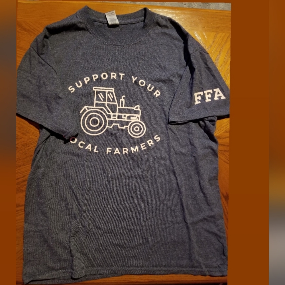 Large ffa grey tshirt